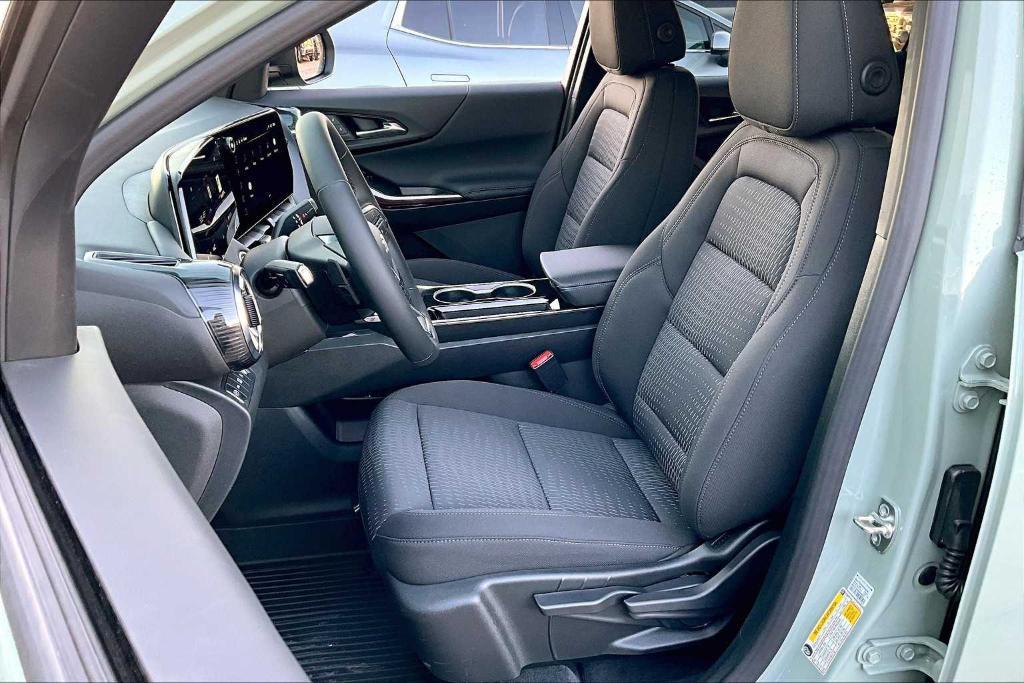 new 2025 Chevrolet Equinox car, priced at $32,580