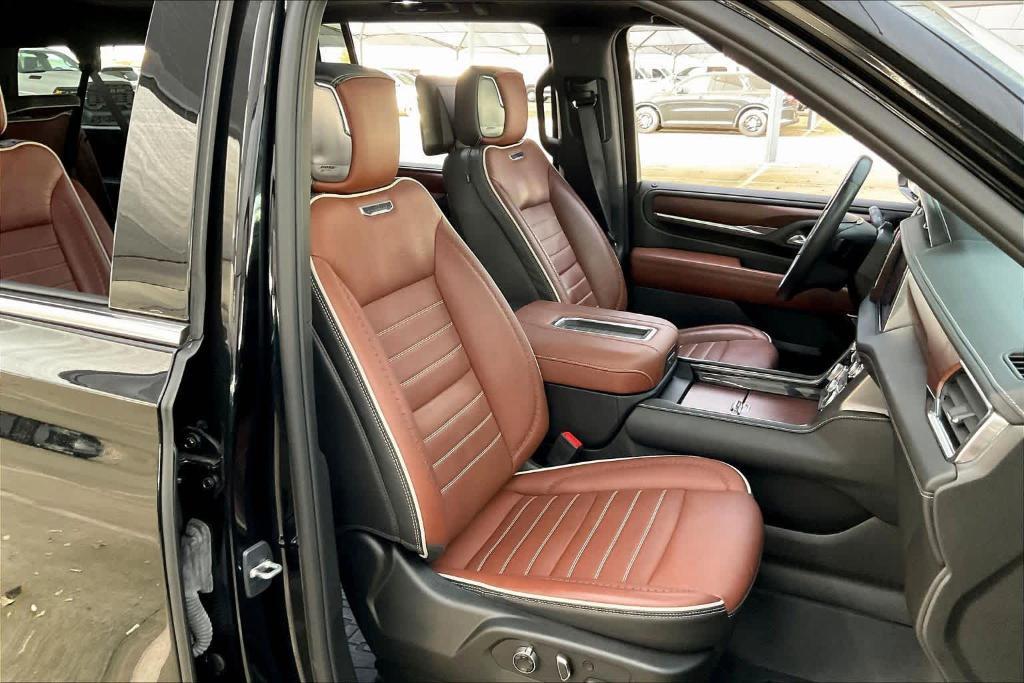 used 2023 GMC Yukon XL car, priced at $75,780