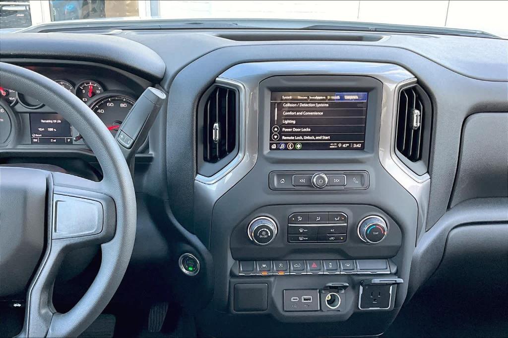 new 2025 Chevrolet Silverado 1500 car, priced at $43,365