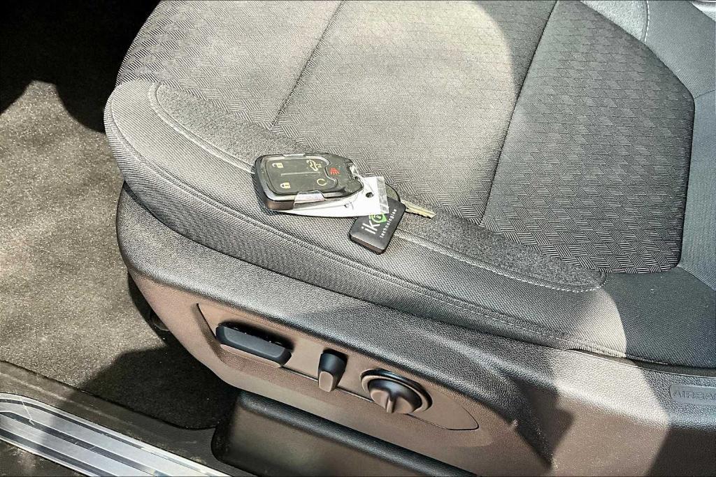 used 2022 Chevrolet Silverado 1500 Limited car, priced at $38,676