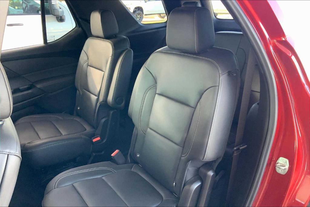 used 2023 Chevrolet Traverse car, priced at $30,966