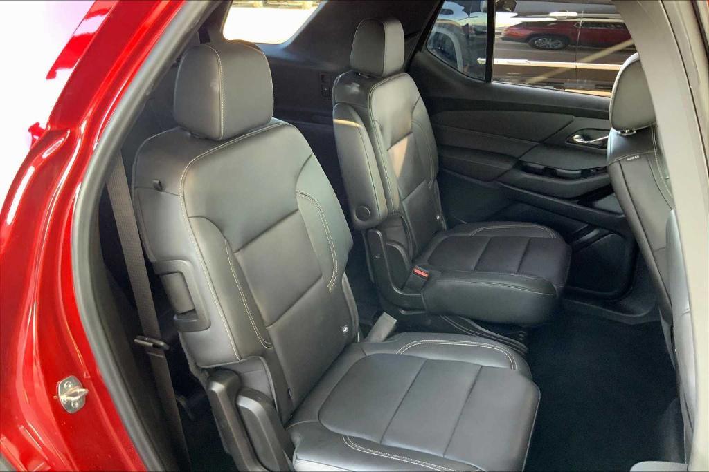 used 2023 Chevrolet Traverse car, priced at $30,966