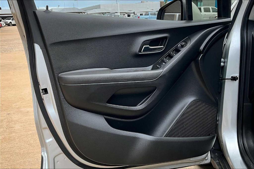 used 2020 Chevrolet Trax car, priced at $14,939