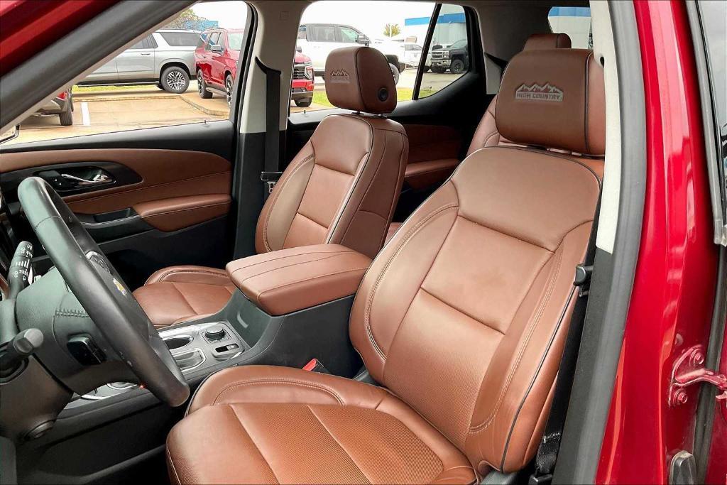 used 2018 Chevrolet Traverse car, priced at $23,999