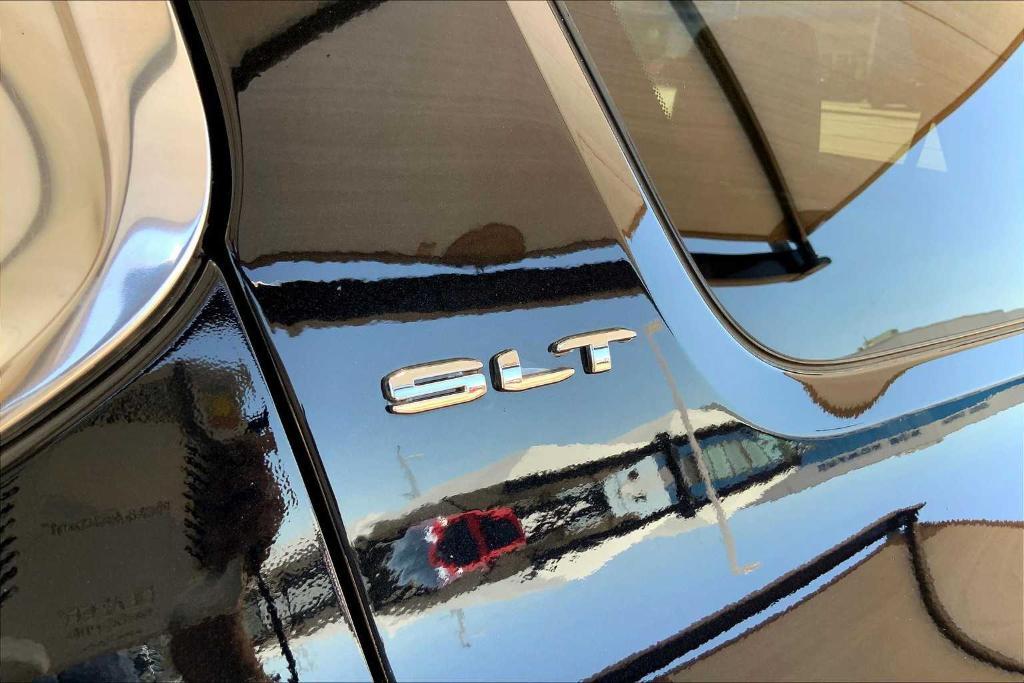 used 2023 GMC Acadia car, priced at $26,471