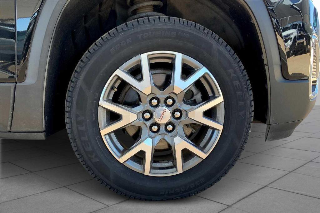 used 2023 GMC Acadia car, priced at $26,471