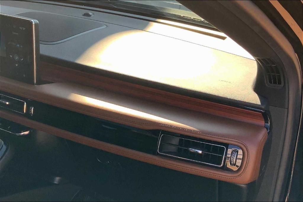 used 2021 Lincoln Nautilus car, priced at $29,363