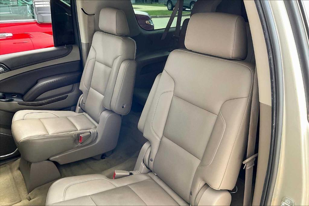 used 2015 Chevrolet Suburban car, priced at $15,000