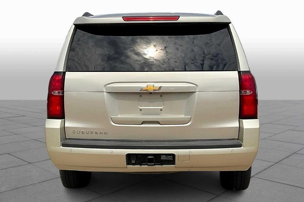 used 2015 Chevrolet Suburban car, priced at $15,000