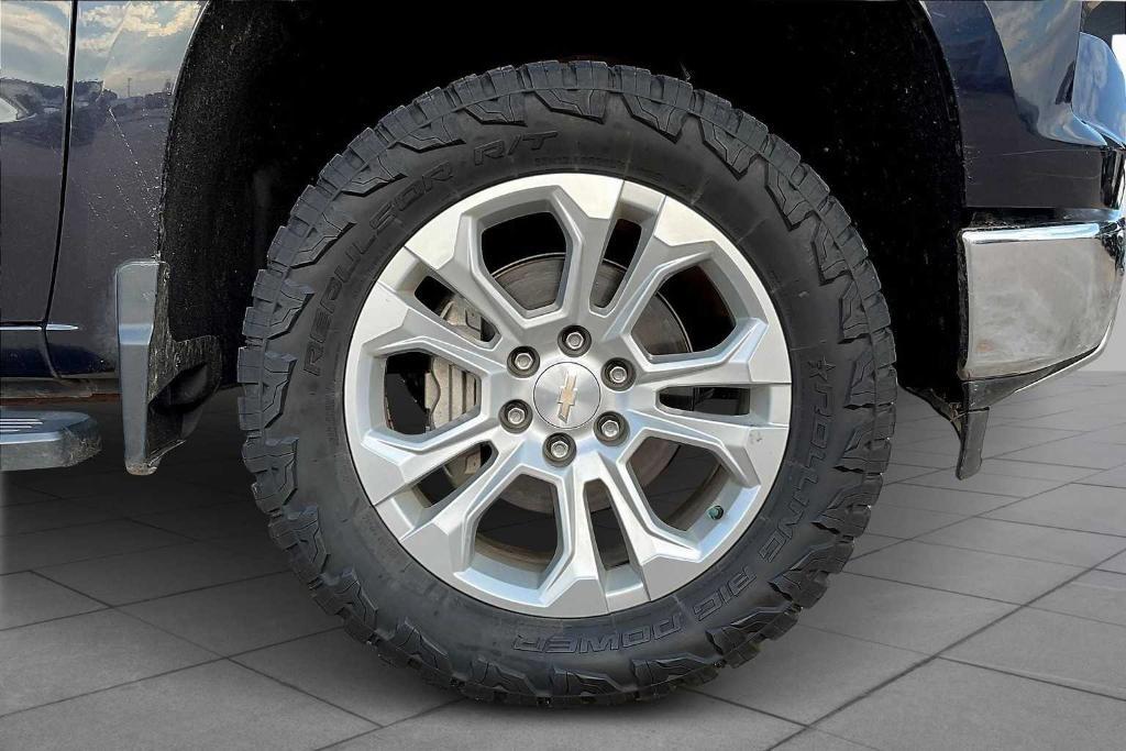 used 2023 Chevrolet Silverado 1500 car, priced at $43,695