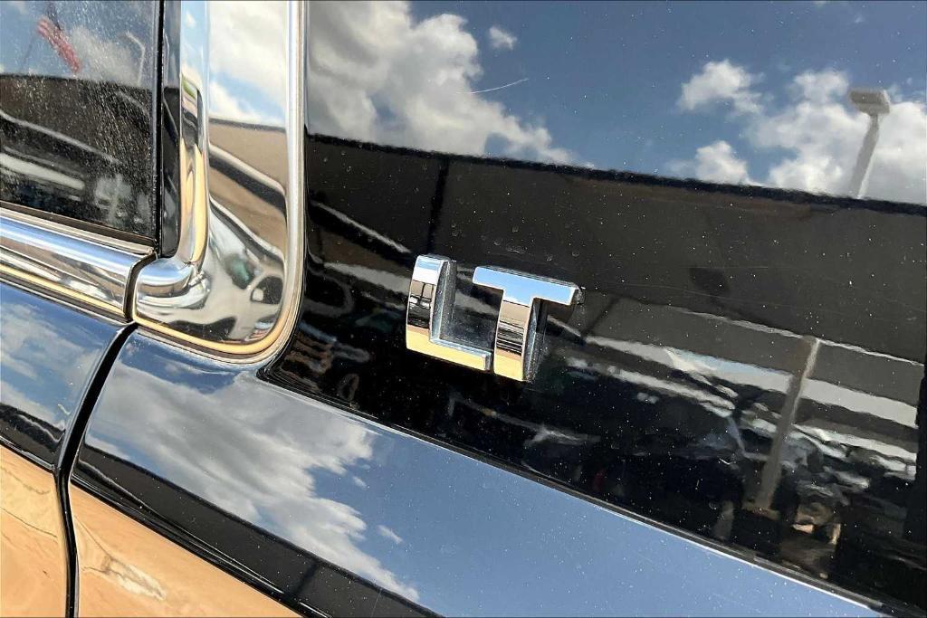 used 2017 Chevrolet Suburban car, priced at $18,997