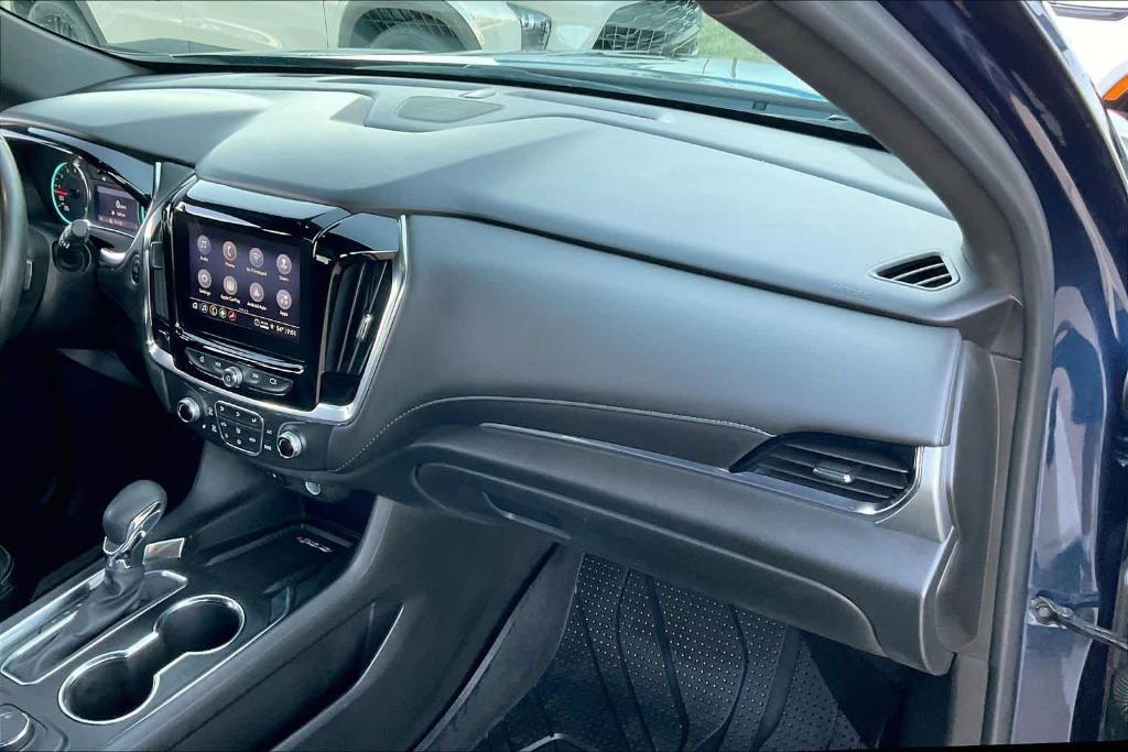used 2023 Chevrolet Traverse car, priced at $22,497
