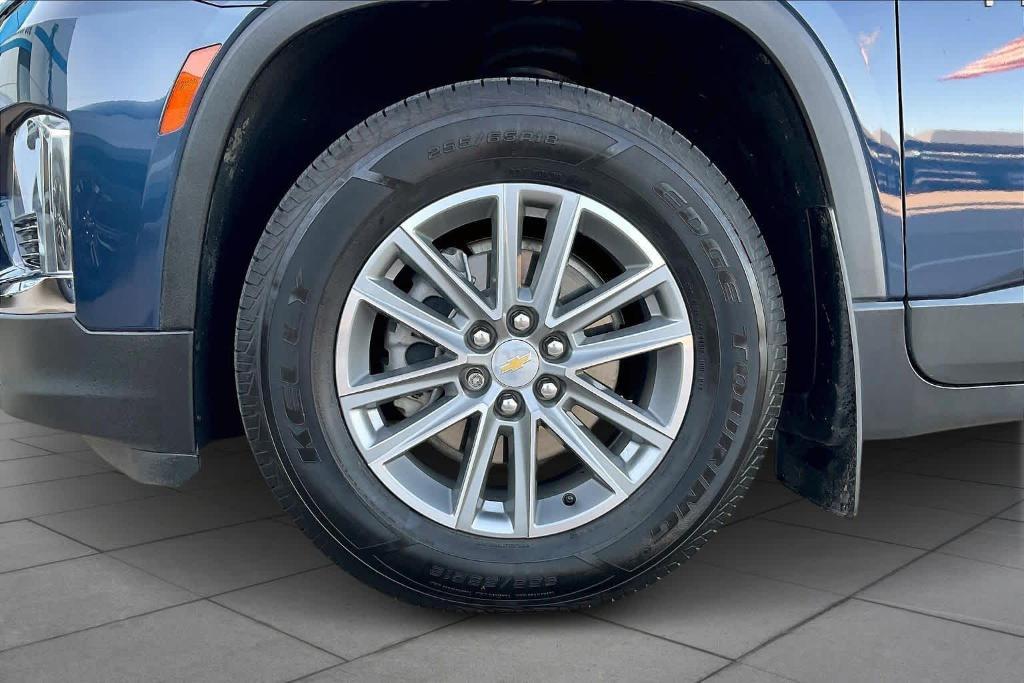 used 2023 Chevrolet Traverse car, priced at $22,497