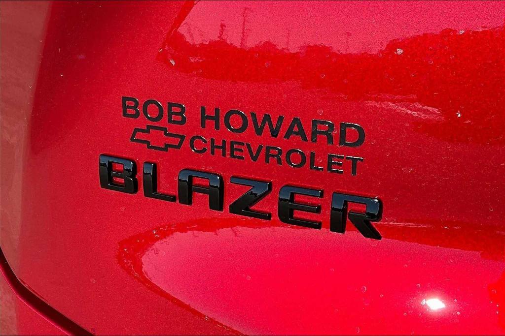 new 2025 Chevrolet Blazer car, priced at $36,975