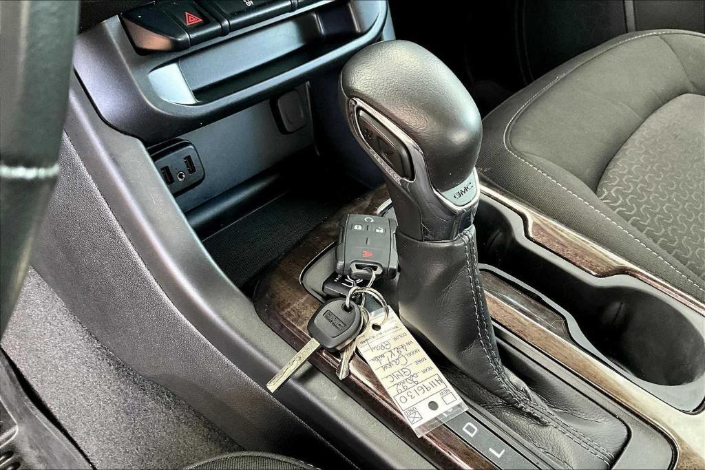 used 2022 GMC Canyon car, priced at $29,337