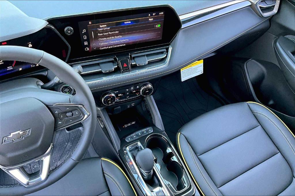 new 2025 Chevrolet TrailBlazer car, priced at $28,235