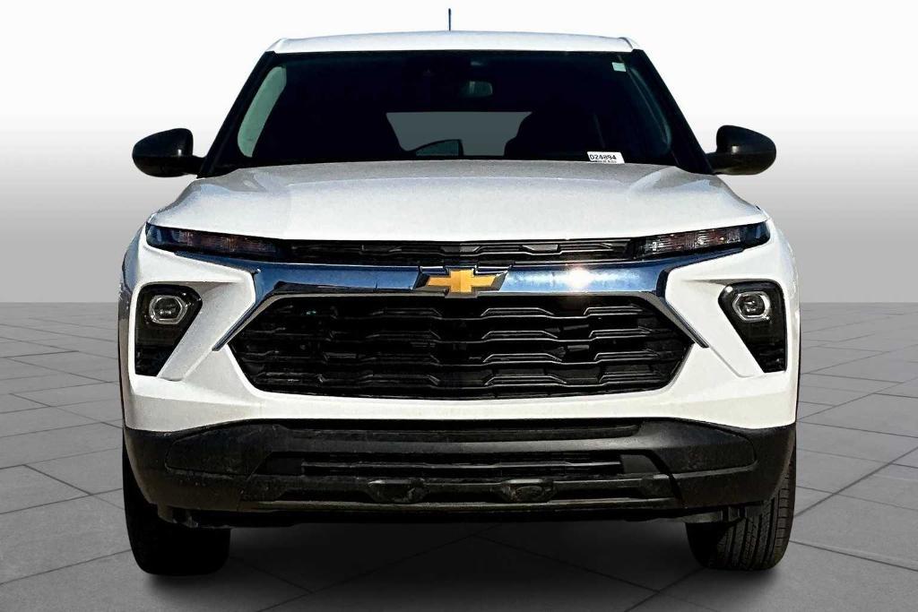 new 2025 Chevrolet TrailBlazer car, priced at $26,435