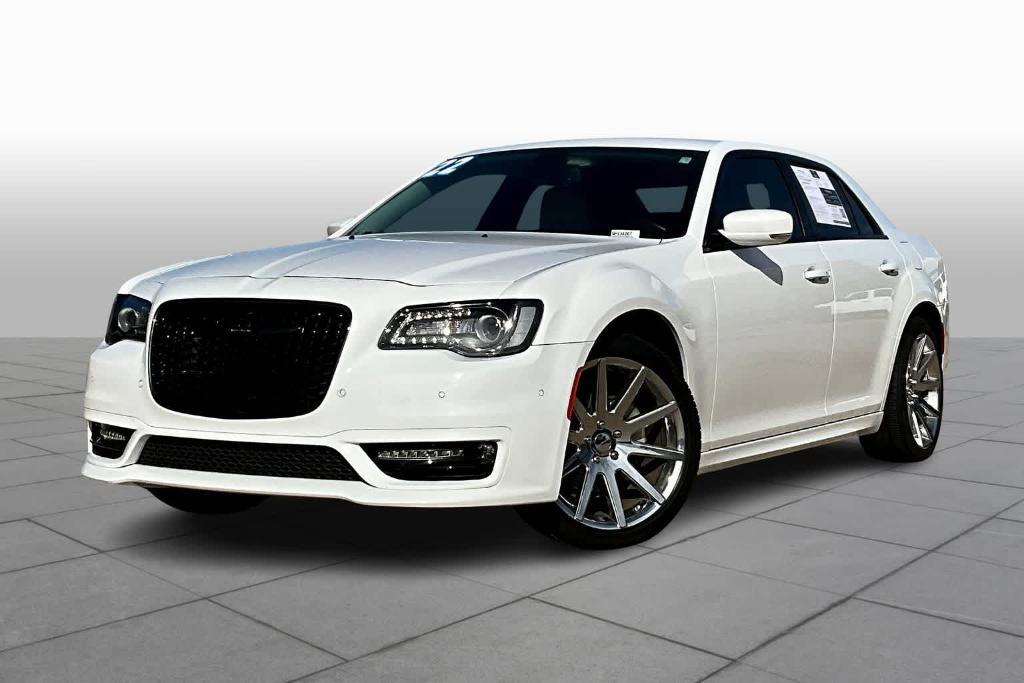 used 2022 Chrysler 300 car, priced at $27,999