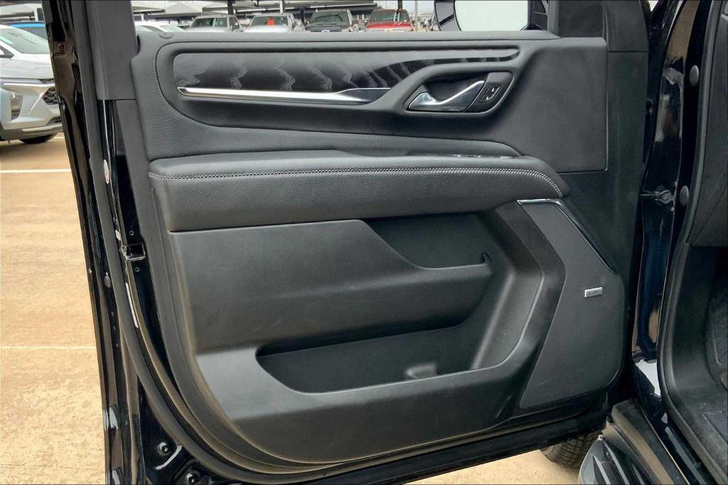 used 2023 GMC Yukon car, priced at $65,156