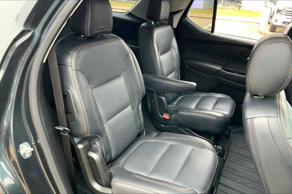 used 2021 Chevrolet Traverse car, priced at $23,618