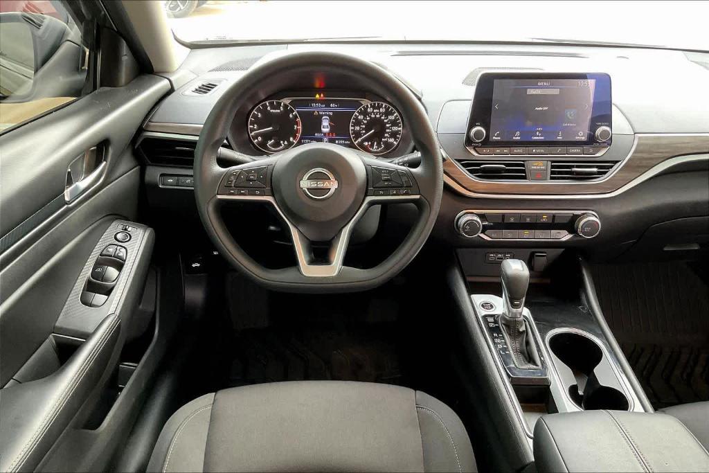 used 2024 Nissan Altima car, priced at $21,777