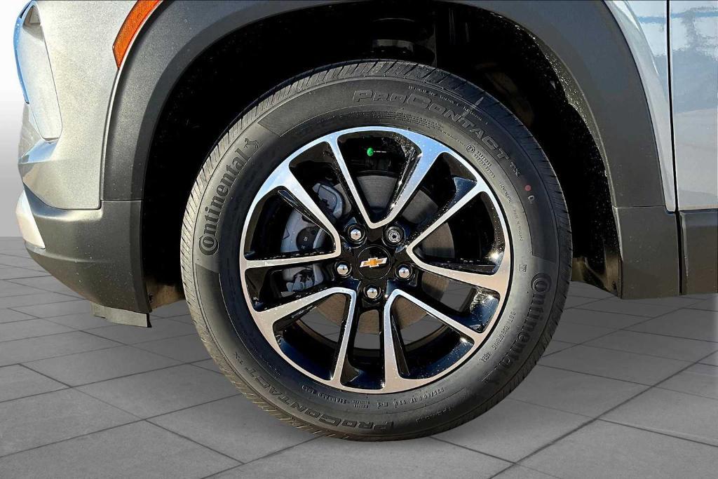 new 2025 Chevrolet TrailBlazer car, priced at $27,265