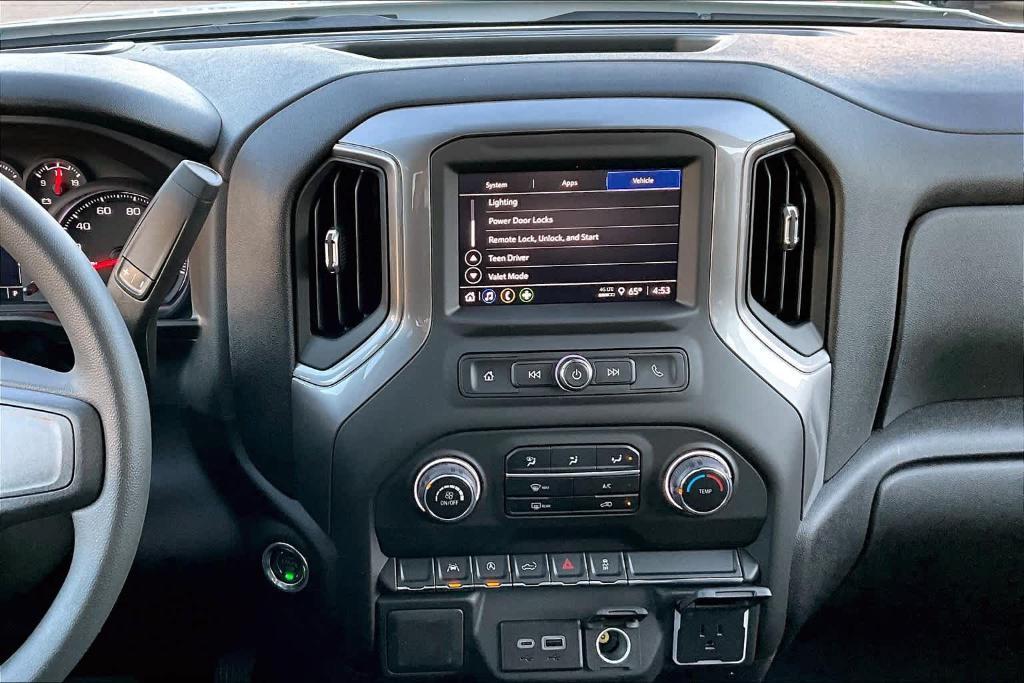 new 2025 Chevrolet Silverado 1500 car, priced at $44,545