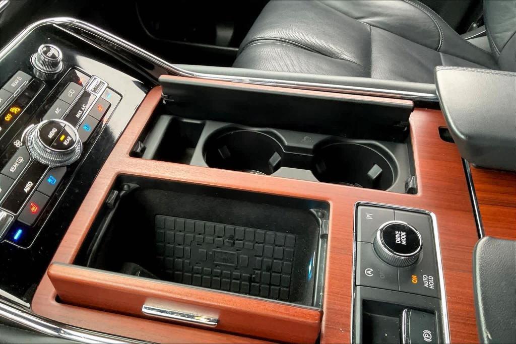 used 2024 Lincoln Navigator car, priced at $65,872