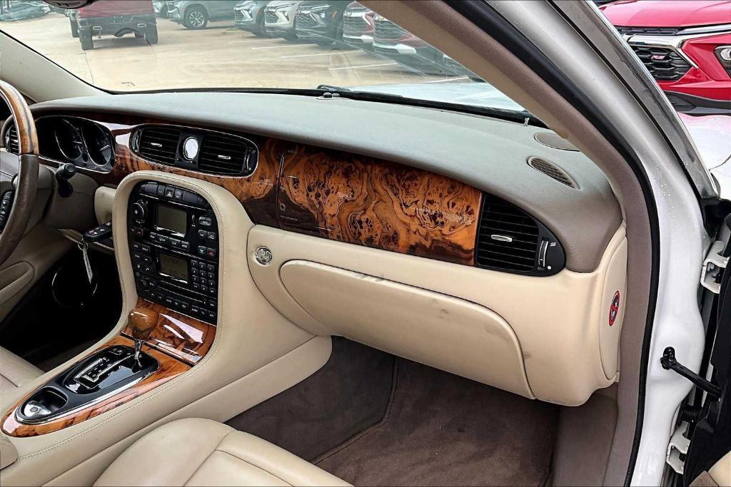 used 2005 Jaguar XJ8 car, priced at $2,774