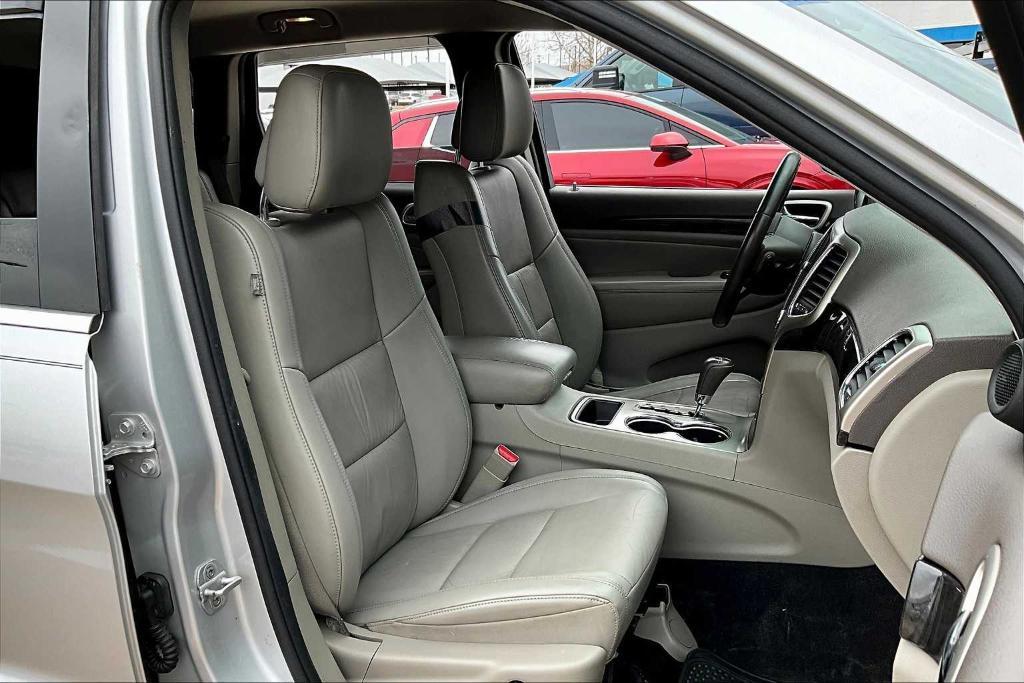 used 2011 Jeep Grand Cherokee car, priced at $8,363