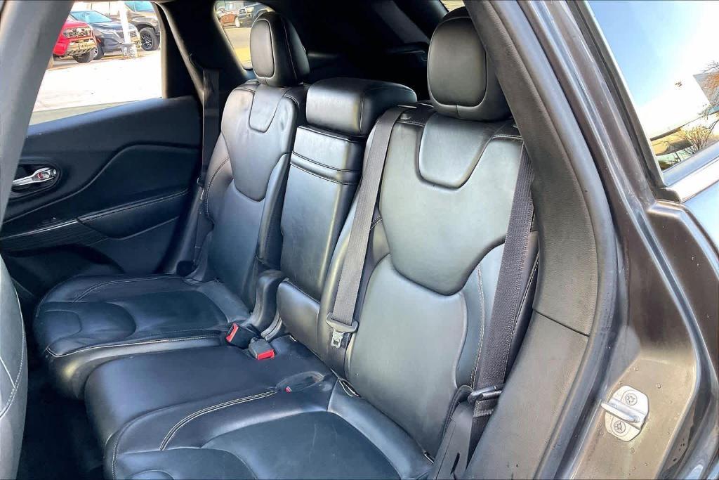 used 2015 Jeep Cherokee car, priced at $8,870