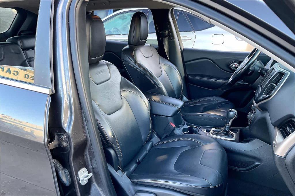 used 2015 Jeep Cherokee car, priced at $8,870