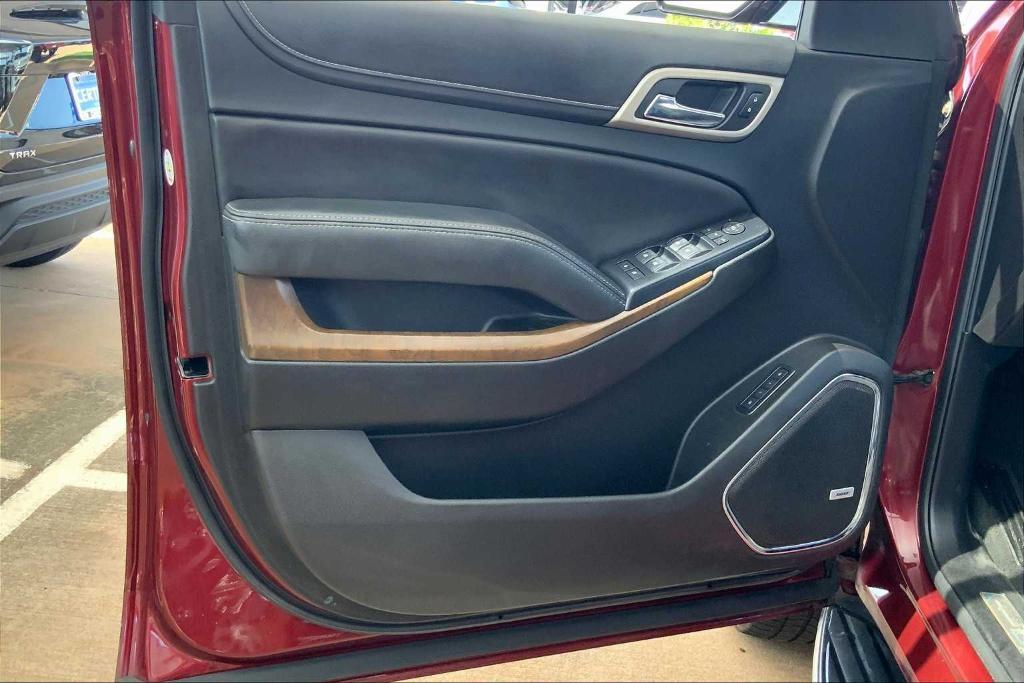 used 2019 GMC Yukon XL car, priced at $34,997