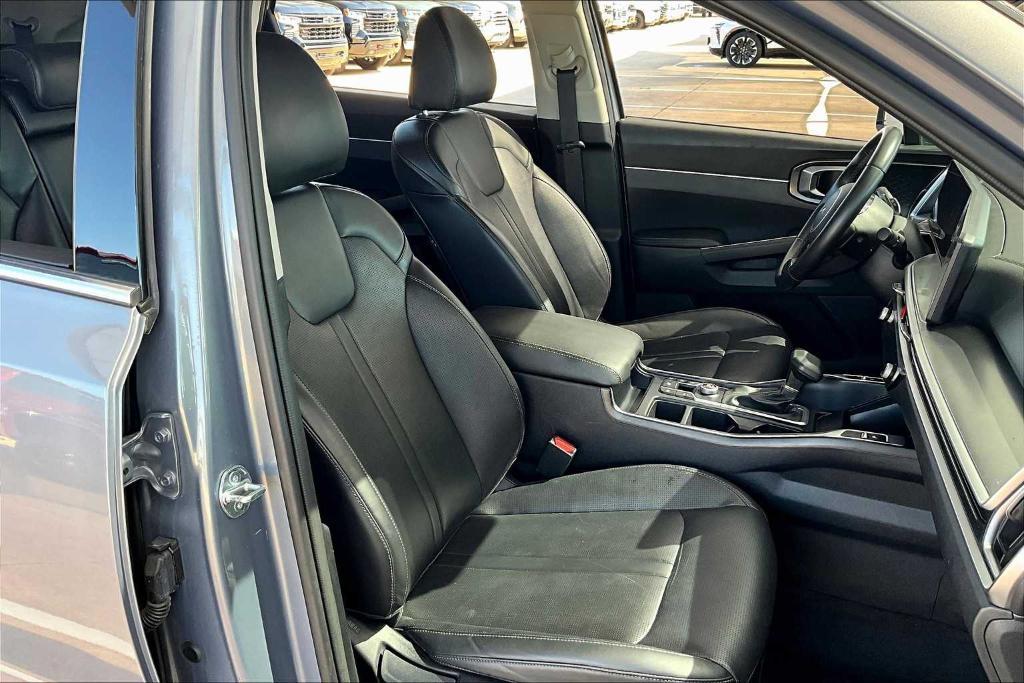 used 2024 Kia Sorento car, priced at $27,890