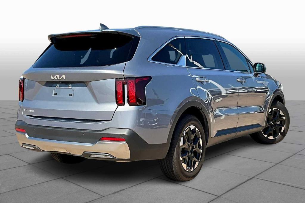 used 2024 Kia Sorento car, priced at $27,890