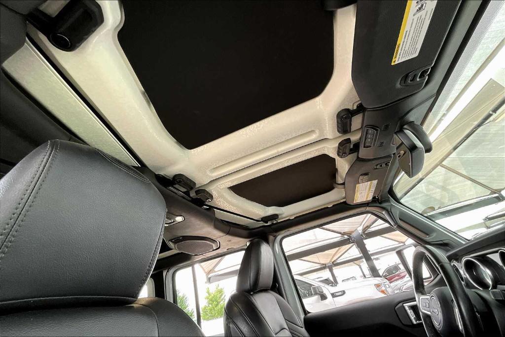 used 2021 Jeep Wrangler Unlimited car, priced at $29,663