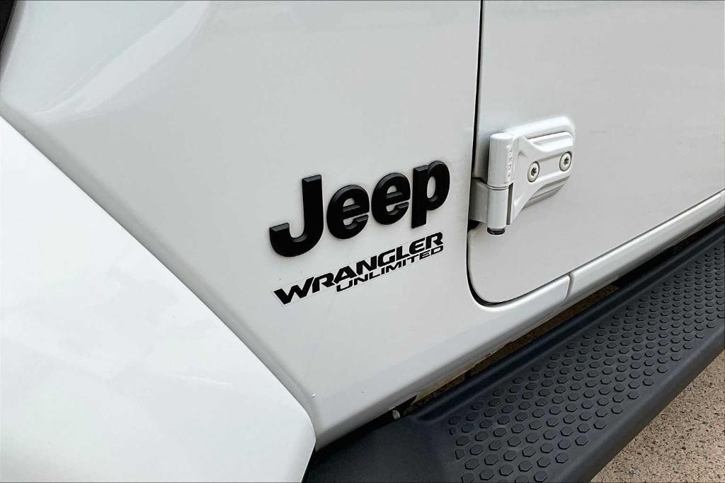 used 2021 Jeep Wrangler Unlimited car, priced at $29,663
