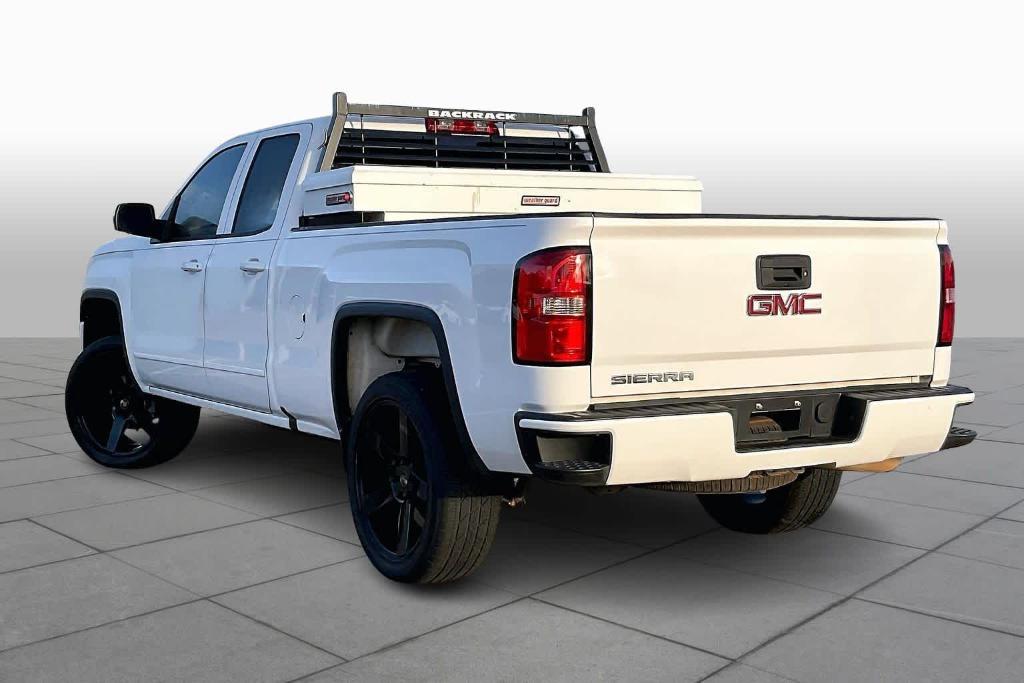 used 2018 GMC Sierra 1500 car, priced at $24,382