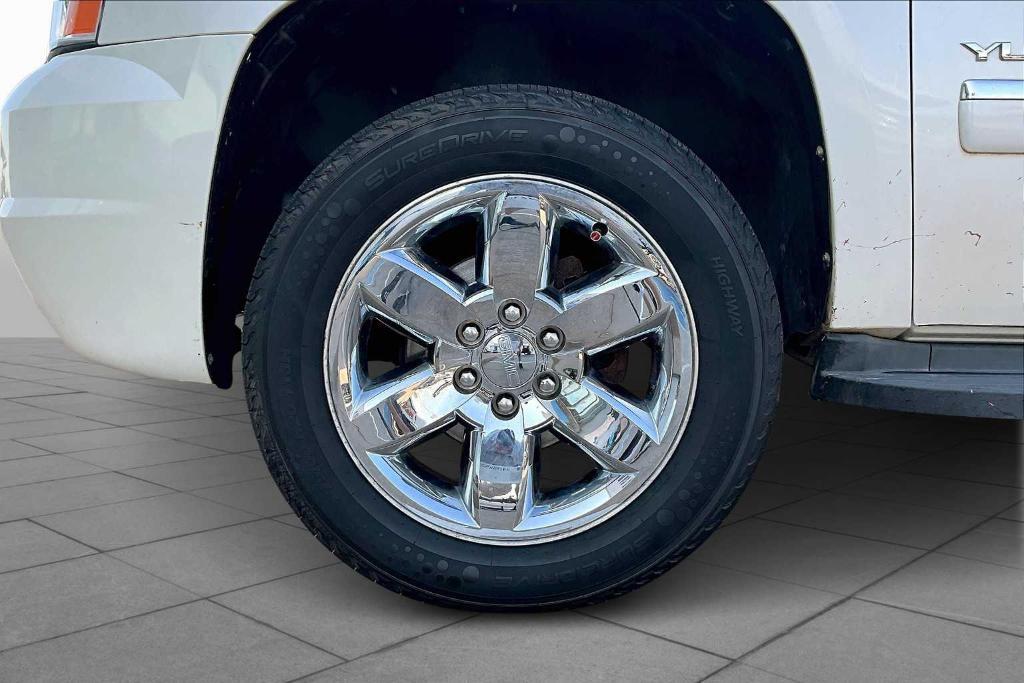 used 2010 GMC Yukon car, priced at $8,497