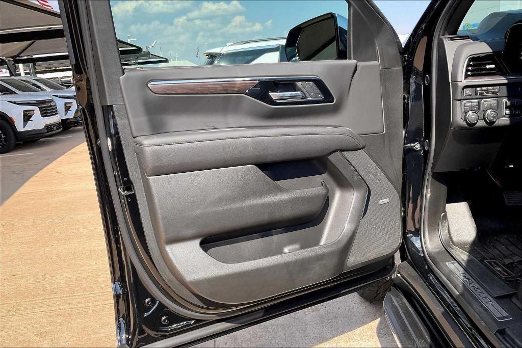 new 2025 Chevrolet Tahoe car, priced at $115,635
