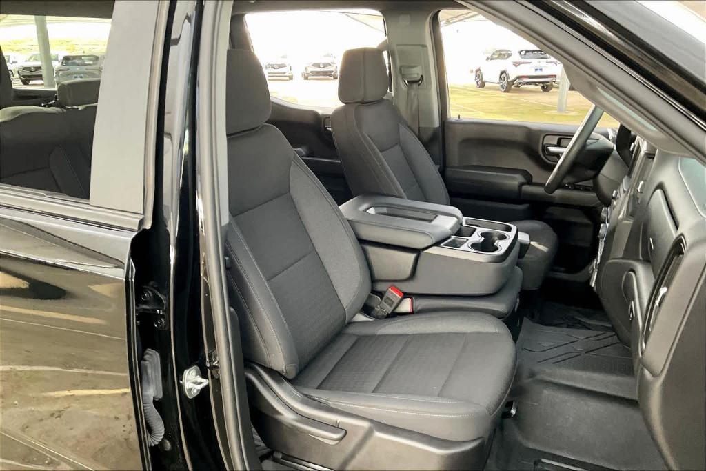 used 2024 Chevrolet Silverado 1500 car, priced at $32,301