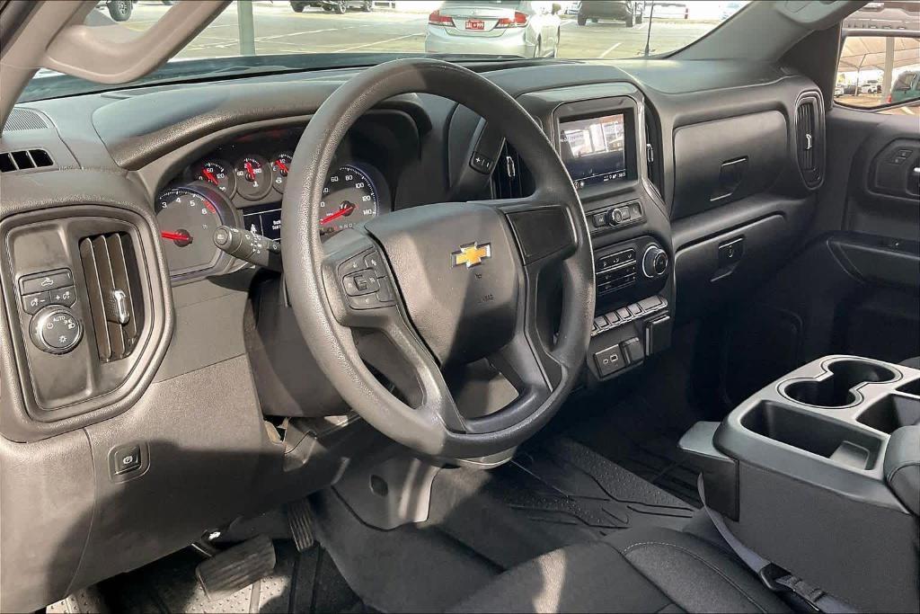 used 2024 Chevrolet Silverado 1500 car, priced at $32,301