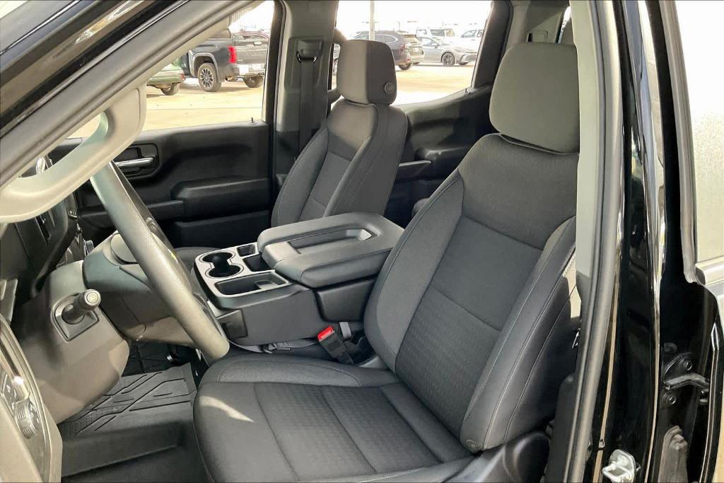 used 2024 Chevrolet Silverado 1500 car, priced at $32,301