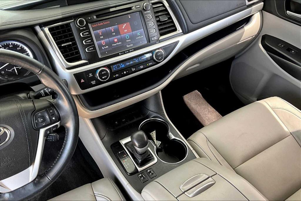 used 2017 Toyota Highlander car, priced at $22,997