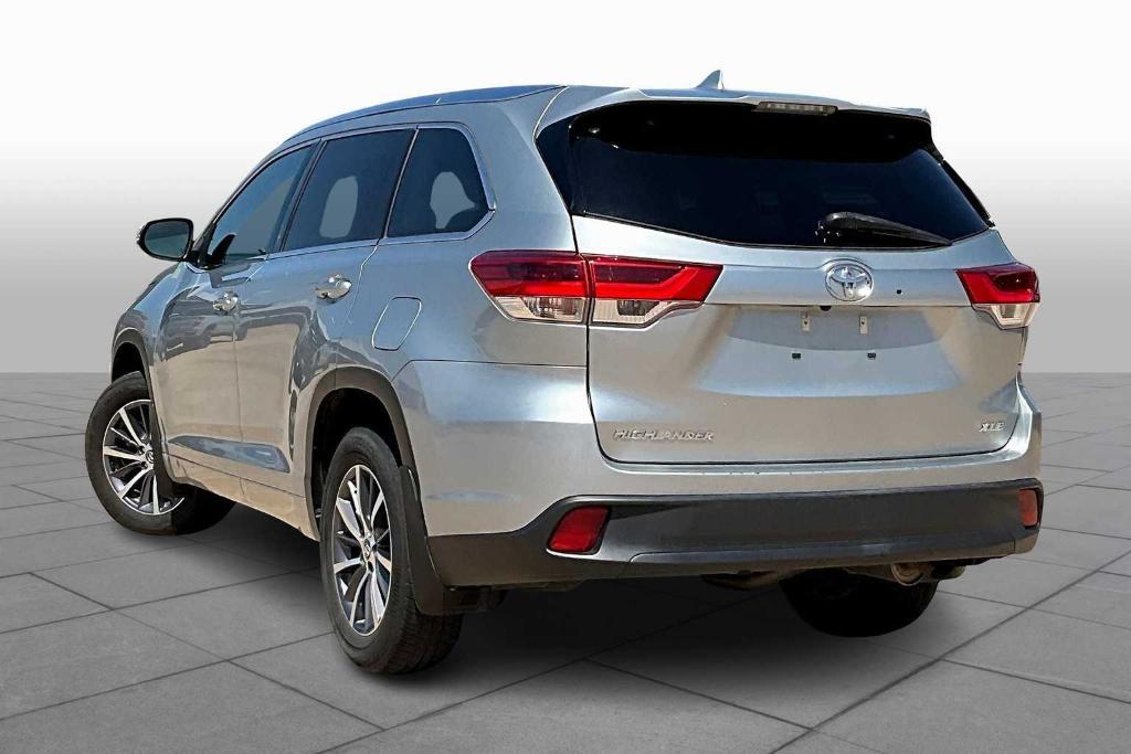 used 2017 Toyota Highlander car, priced at $22,997