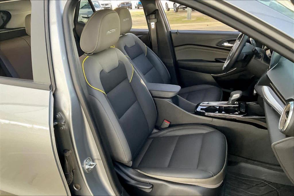 used 2025 Chevrolet Trax car, priced at $26,429