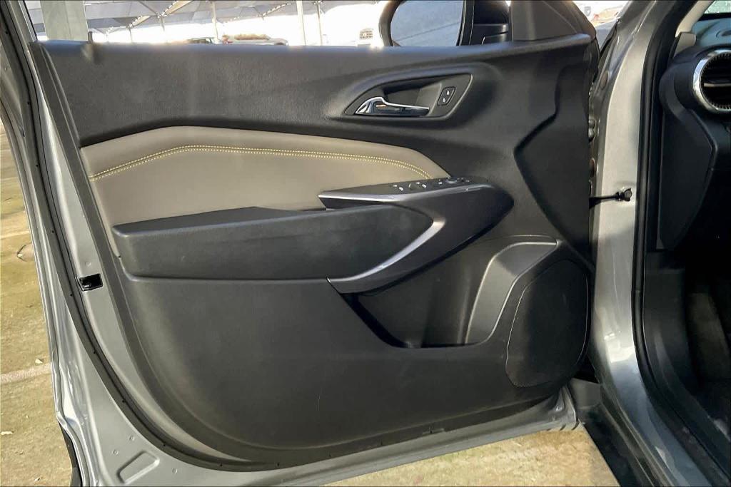 used 2025 Chevrolet Trax car, priced at $26,429