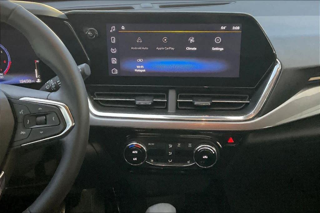 used 2025 Chevrolet Trax car, priced at $26,429