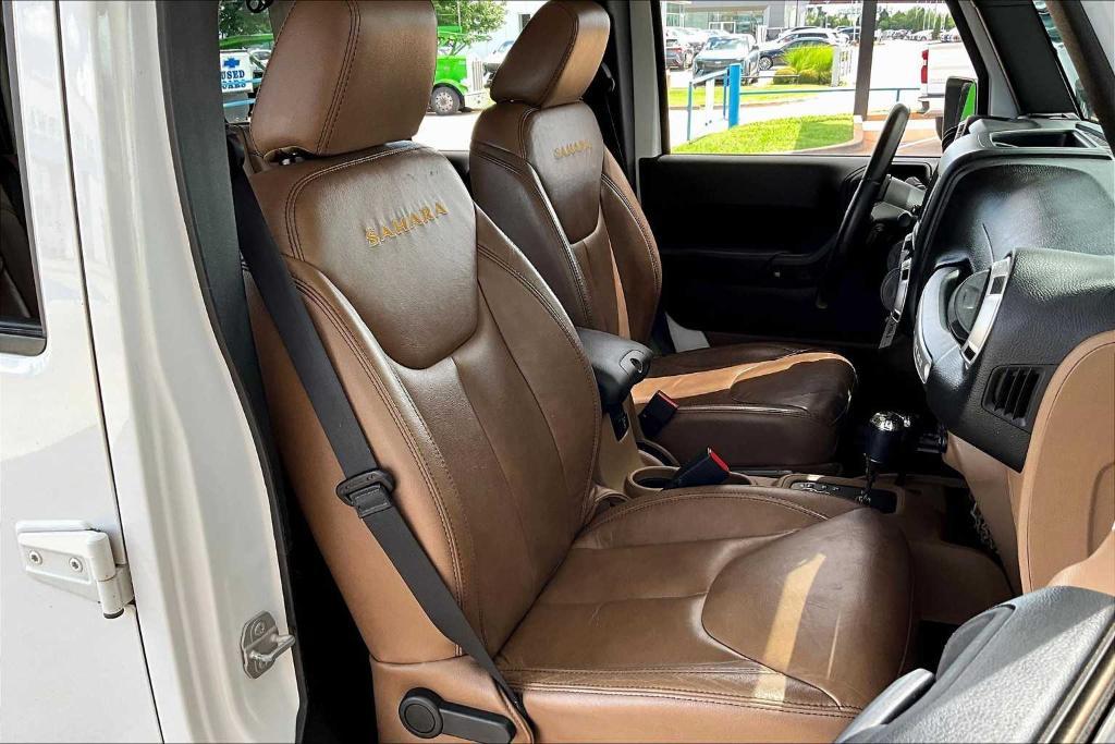 used 2015 Jeep Wrangler Unlimited car, priced at $17,745