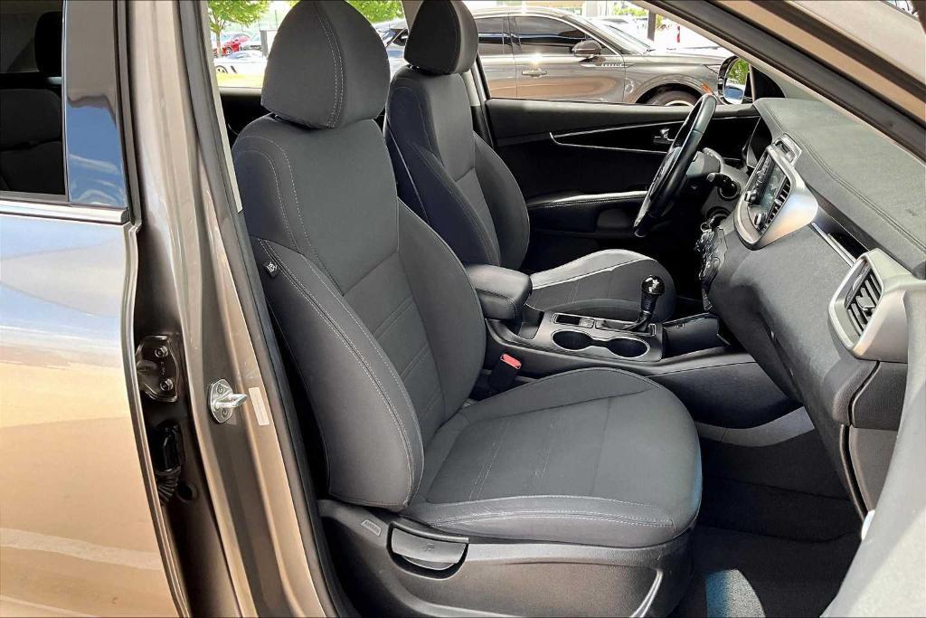 used 2018 Kia Sorento car, priced at $13,650
